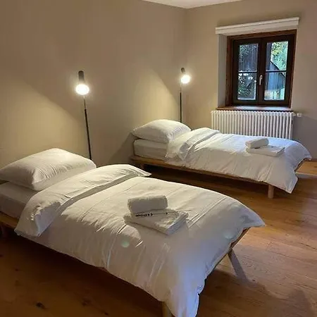 Apartment Moderne Ferienwohnung In Denkmalgeschutztem Bauernhof