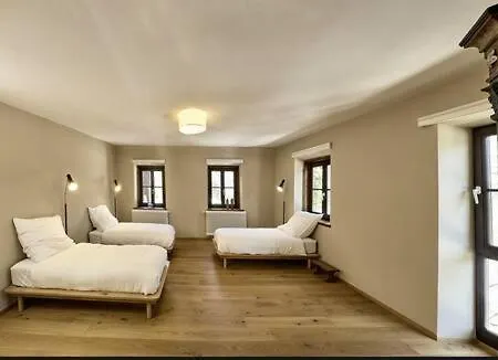 Moderne Ferienwohnung In Denkmalgeschutztem Bauernhof Apartment *